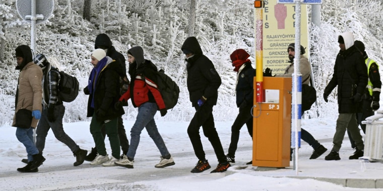  Russia announced tightened security in its northern Murmansk region after Finland said it would close all but one border crossing between the two countries. Helsinki said on November 22, 2023 the move follows a surge in attempted crossings by migrants seeking asylum in the EU country -- which Finland says is a destabilisation ploy by Russia. 
